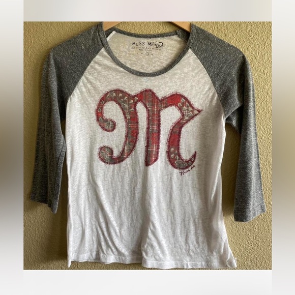 Miss Me Tops - Miss Me Y2K 90's tank 3/4 sleeve vintage size L (fits like Medium)‎